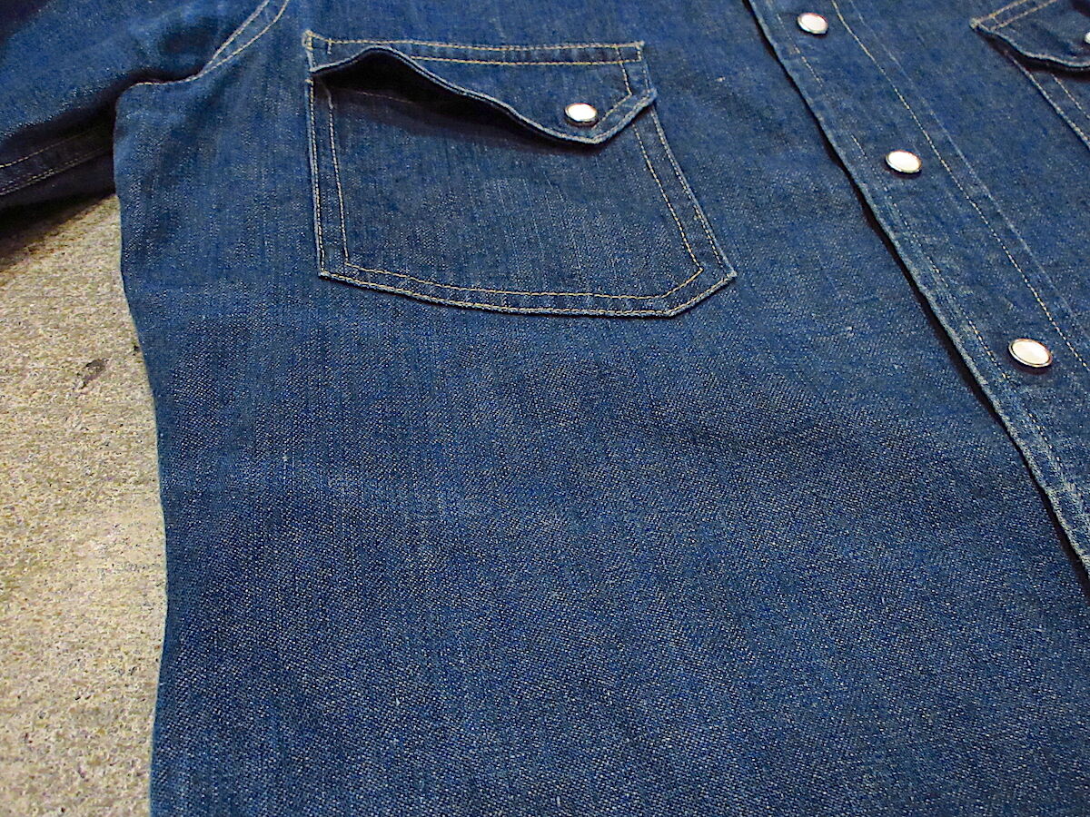 ビンテージ50's○Levi'sショートホーンデニムウエスタンシャツ