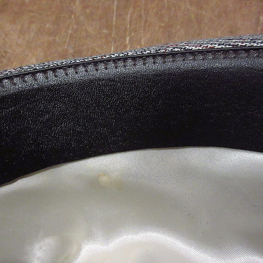 6152ccd5230557530fa526cb