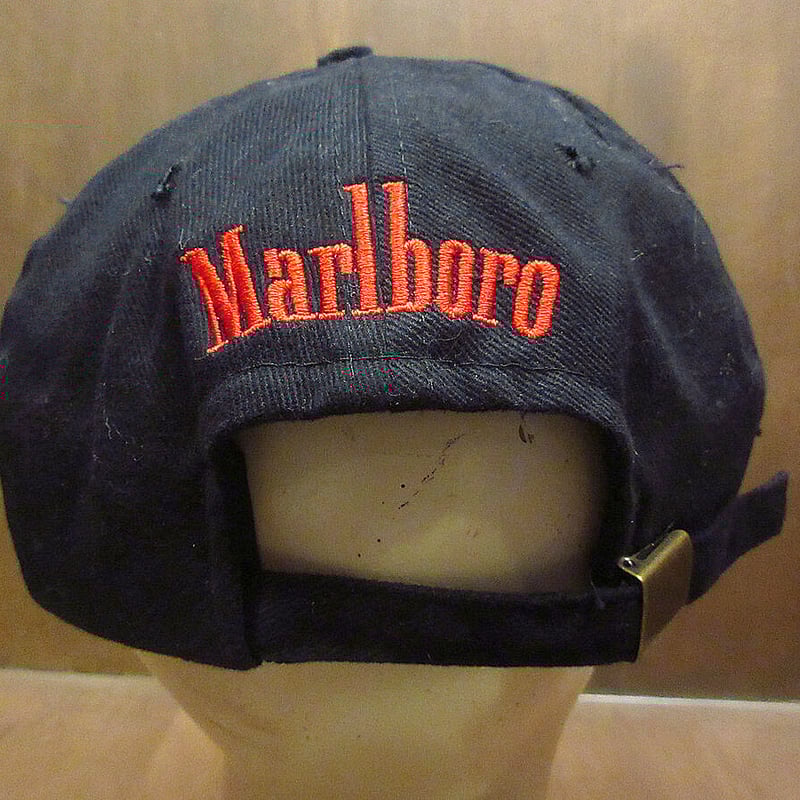 ビンテージ90's○Marlboro刺繍入りコットンキャップ黒×赤 ビンテージ90's○Marlboro刺繍入りコットンキャップ黒×赤