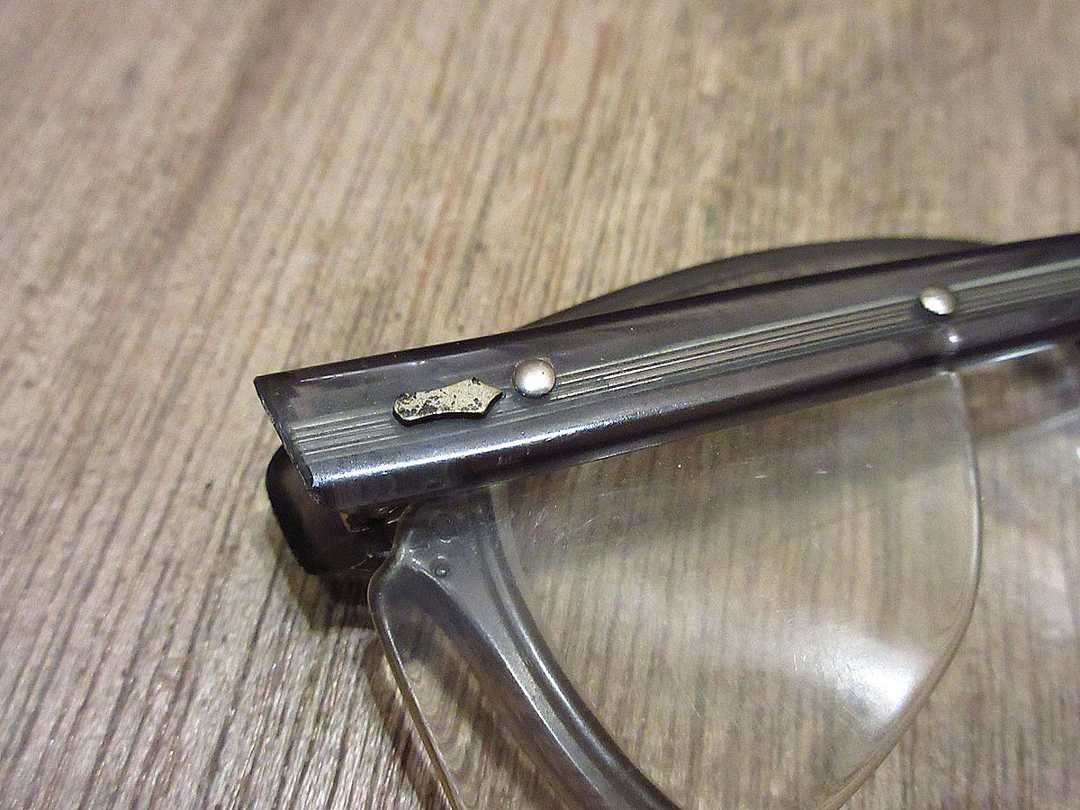 ビンテージ60's○American Optical FLEXI-FITサイドガード付きウェリ