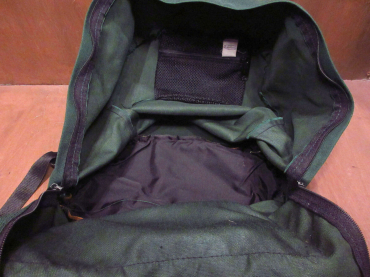 MADE IN U.S.A. EASTPAKボトムスウェードバックパック緑○220507s1-