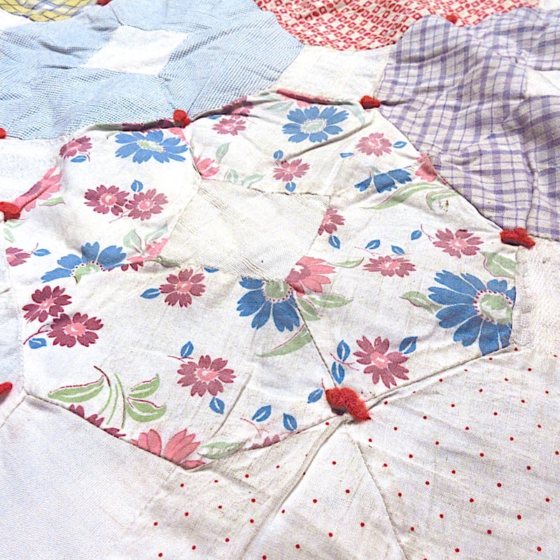 ビンテージ~40's○パッチワークキルトファブリックsize 約180cm × 約