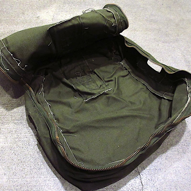 ビンテージ60's○DEADSTOCK U.S.ARMYサバイバルキットバッグ○260129n