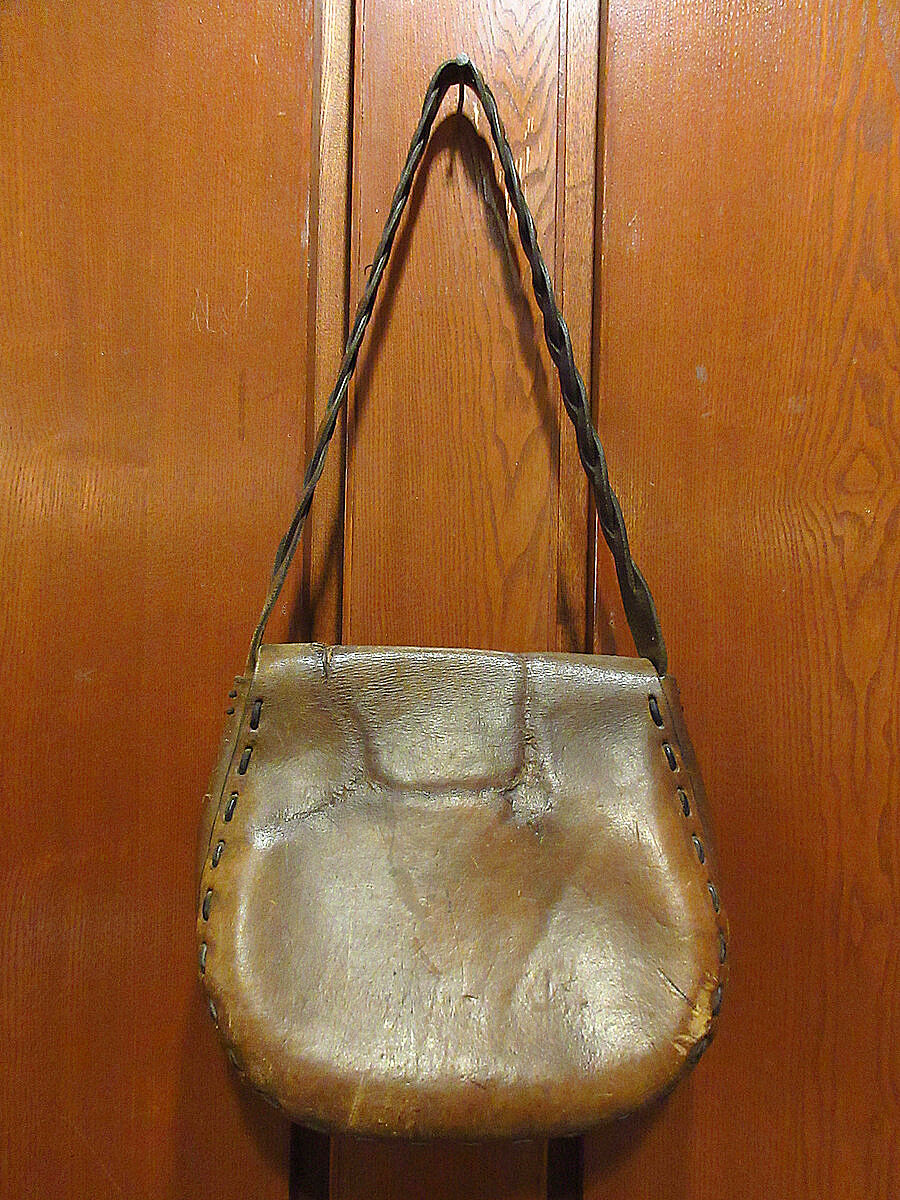 ビンテージ60's70's○型押しレザーショルダーバッグ茶○230123i6 ビンテージ60's70's○型押しレザーショルダーバッグ茶○230123i6