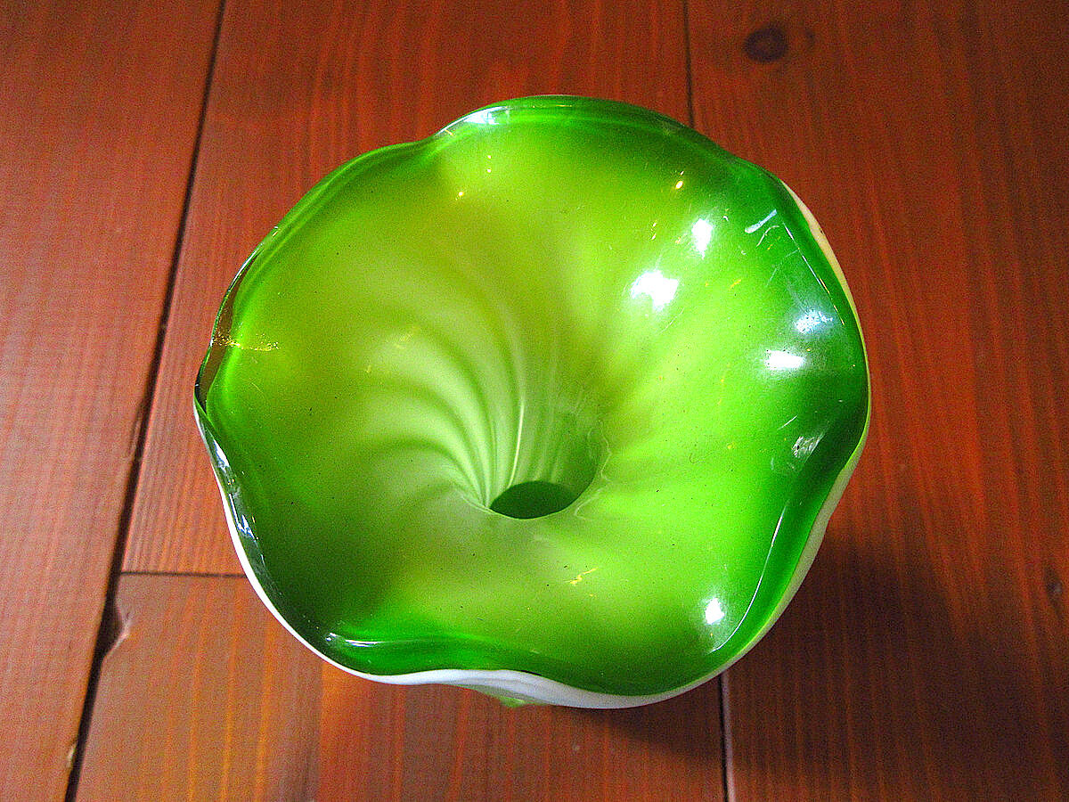 ビンテージ○ガラスフラワーベース黄緑○230703k6-otclctインテリア