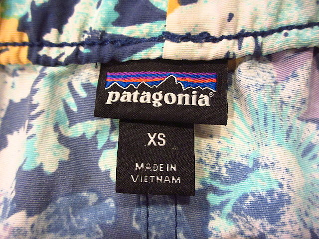 patagonia 花柄 ショートパンツ 32 patagonia」 花柄ショートパンツ S ブラウン レディース