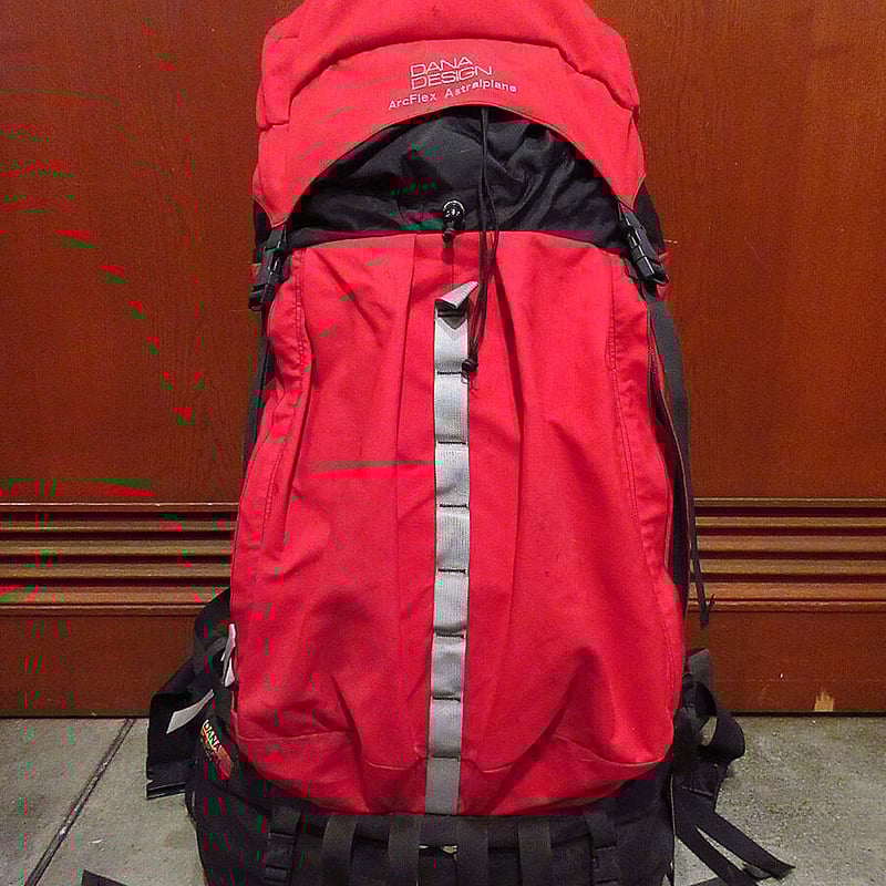 DANA DESIGN○ナイロンバックパック赤○230625i8-bag-bpデイナ DANA DESIGN○ナイロンバックパック赤○230625i8-bag-bpデイナ