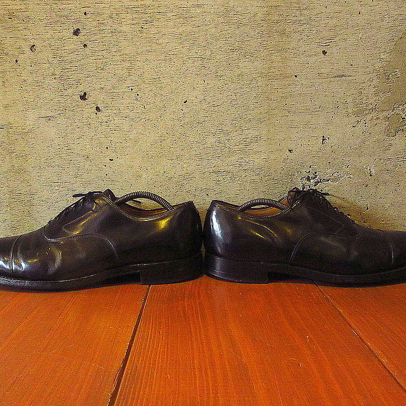 JOHNSTON&MURPHY　ガラスレザー　内羽根　ストレートチップ　ブラック JOHNSTON&MURPHY ガラスレザー 内羽根 ストレートチップ ブラック