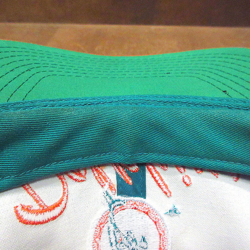 ビンテージ○NFLマイアミドルフィンズ 6パネル刺繍スナップバック