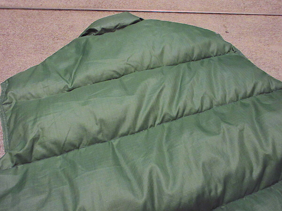 80sビンテージ frostline ダウンベスト 70s-80s frostline “Khaki green color” Down Vest – ataco