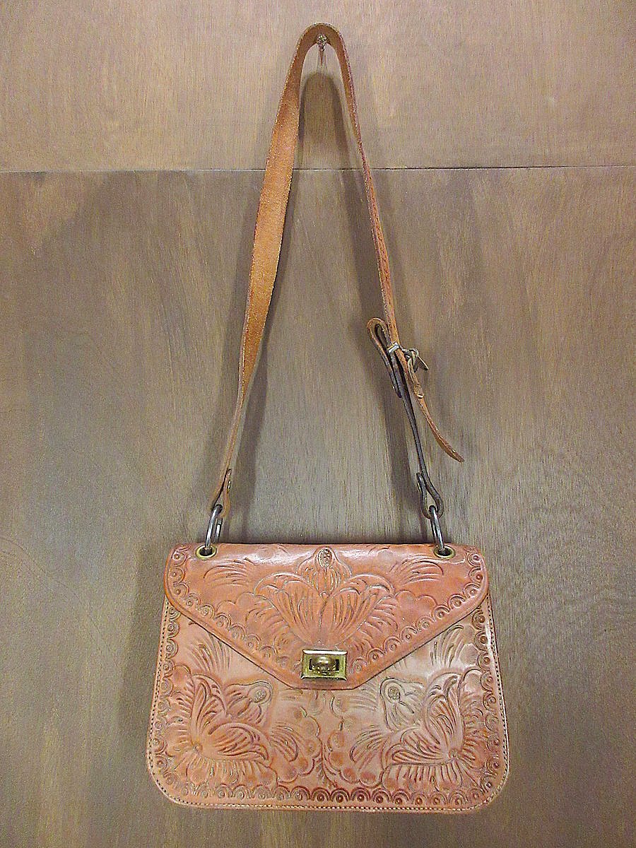 70s ビンテージ ヒッピー パッチワーク レザー ショルダーバッグ 1970s 70s ビンテージ ヒッピー パッチワーク レザー ショルダーバッグ