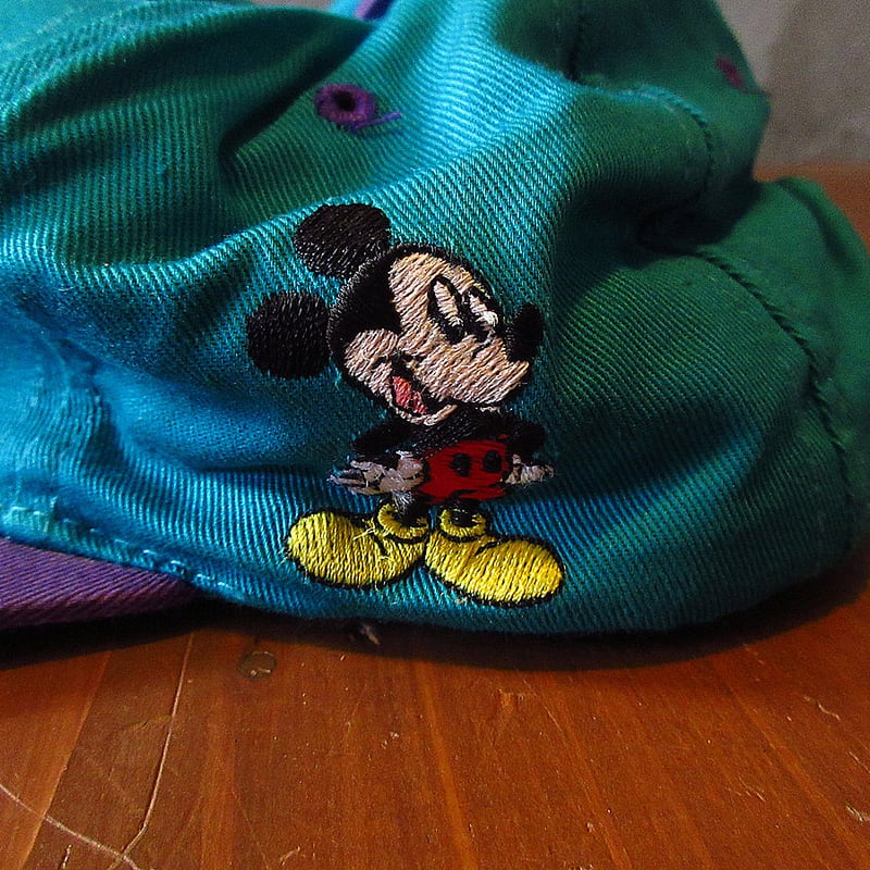 ビンテージ90's○ミッキーマウス刺繍入りスナップバックキャップ ビンテージ90's○ミッキーマウス刺繍入りスナップバックキャップ