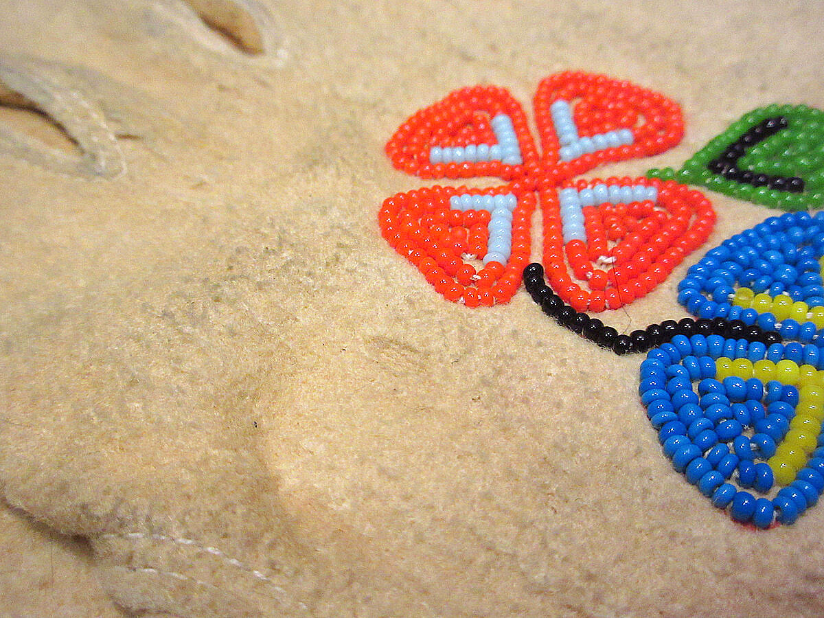 ビンテージ~30's○ネイティブアメリカン花ビーズ刺繍コットン