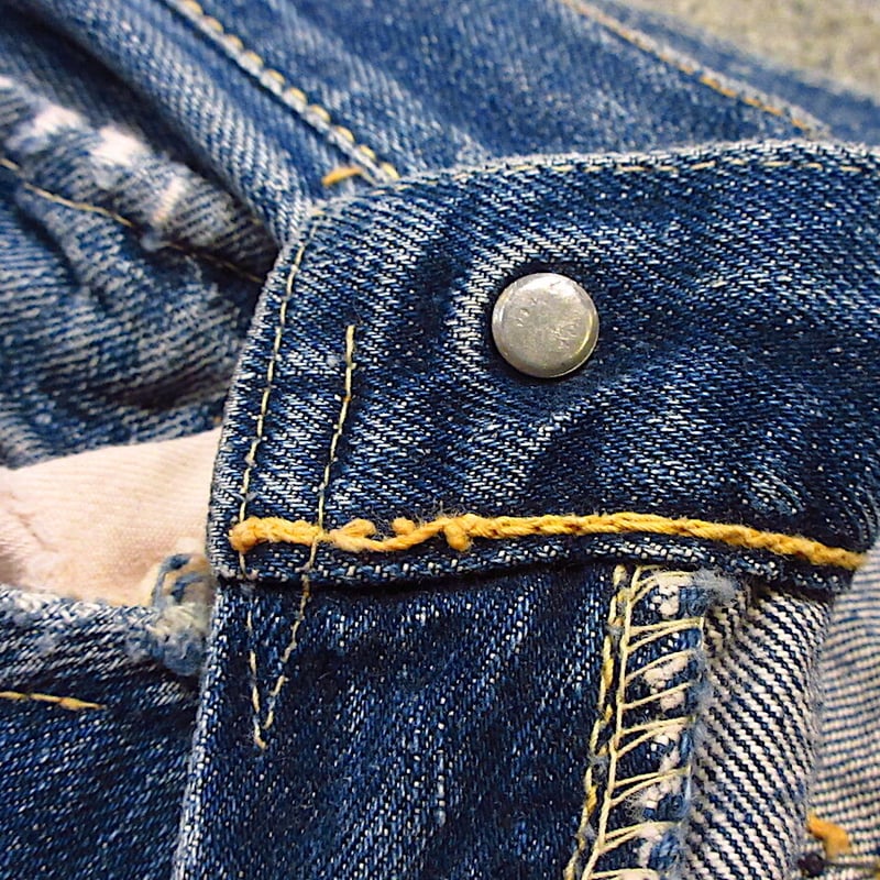 40s～50s Levi's 501XX 革パッチ& BIG E 47 40s～50s Levi's 501XX 革パッチ& BIG E 47 - メルカリ