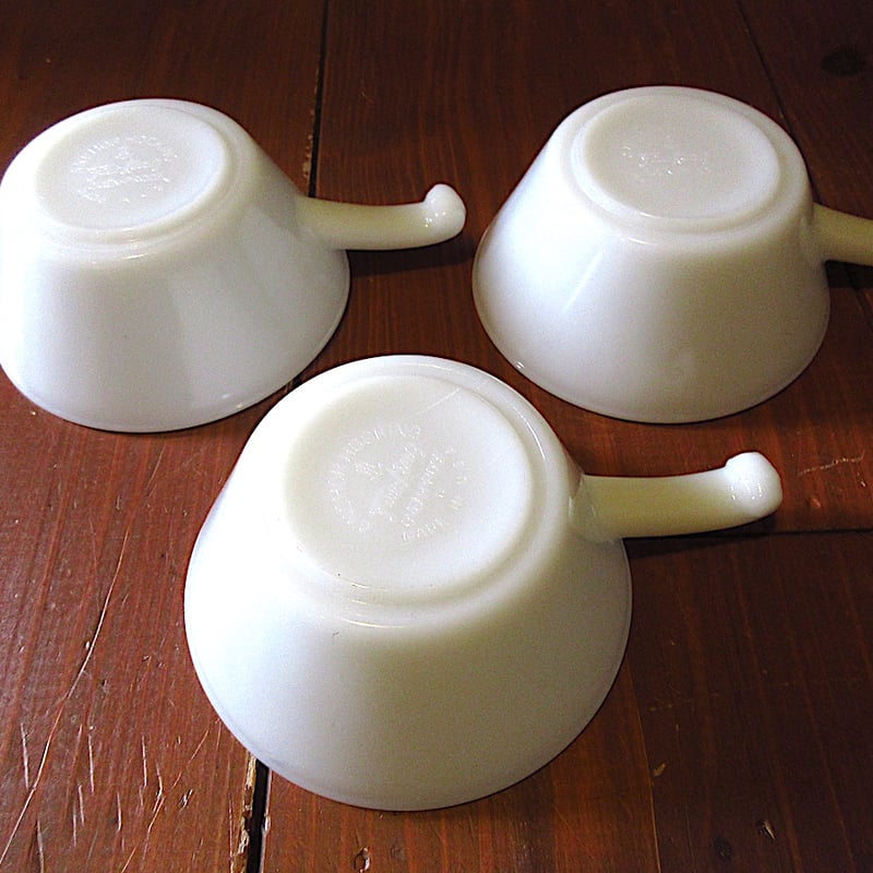 ビンテージ○Fire kingワンハンドルキャセロール白3個セット