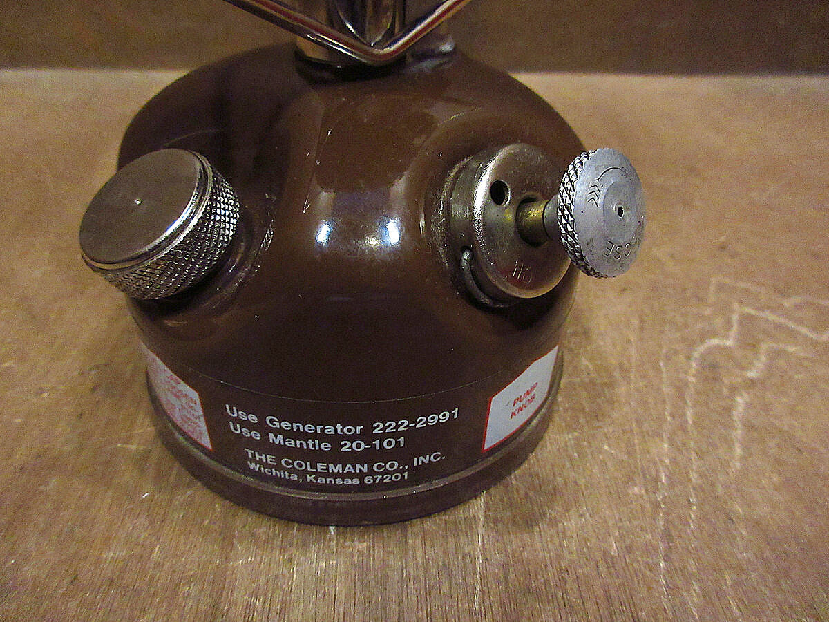 ビンテージ80's○Coleman PEAK1 222ランタンケース付き点火確認済み