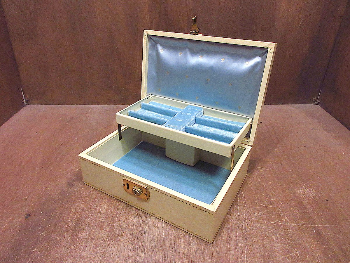 遺品整理　ヴィンテージアクセサリー　オルゴール箱 遺品整理 ヴィンテージアクセサリーまとめ売り 【オルゴール