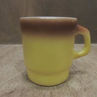 Fire King●スタッキングマグ黄土色×茶●250225j2-frkファイヤーキング小物マグカップ雑貨