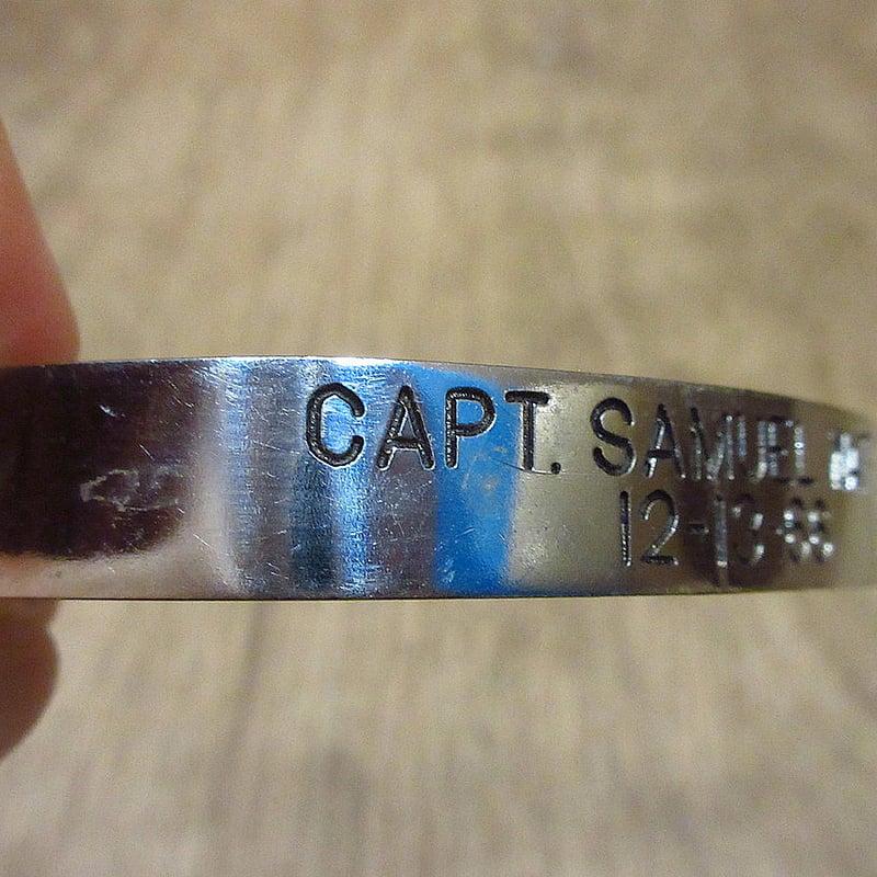 最終値下げ！バングル　ブレスレット　ミリタリー　希少　ヴィンテージ　アメリカ軍 ヴィンテージ1940年代スターリングシルバー製US陸軍ブレスレット