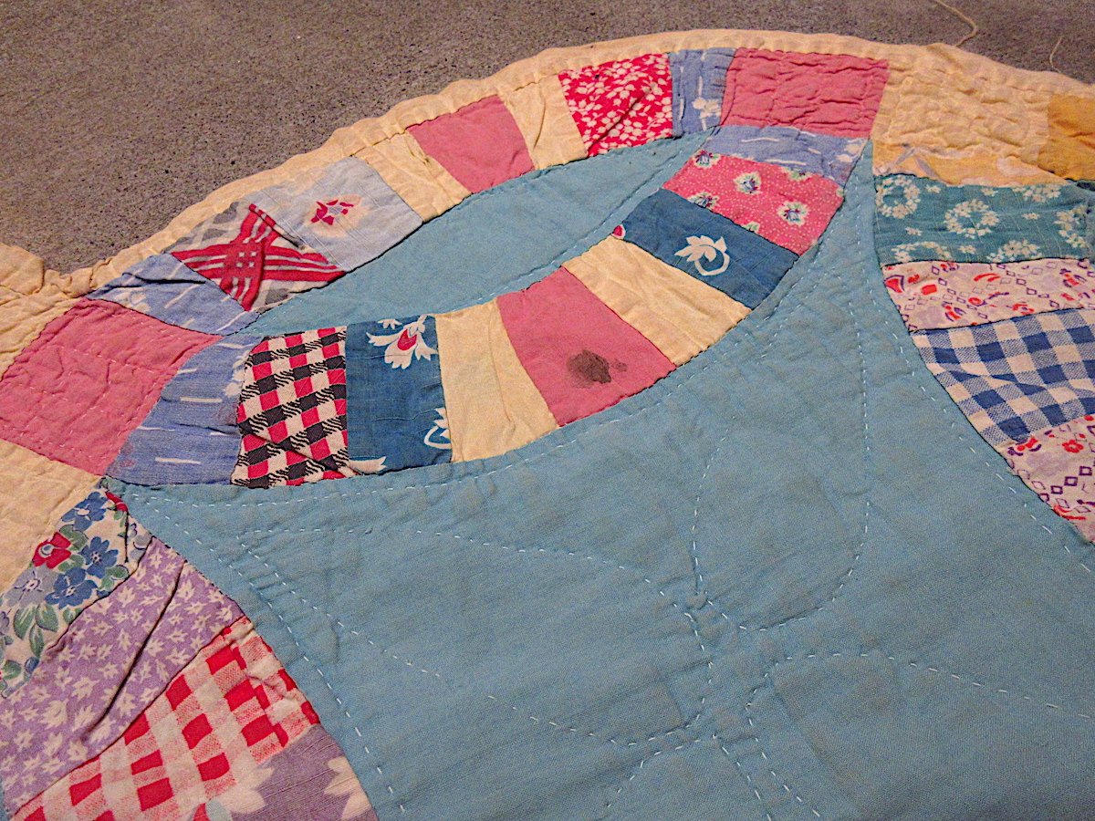 ビンテージ~40's○パッチワークキルトファブリックsize 約235cm × 約