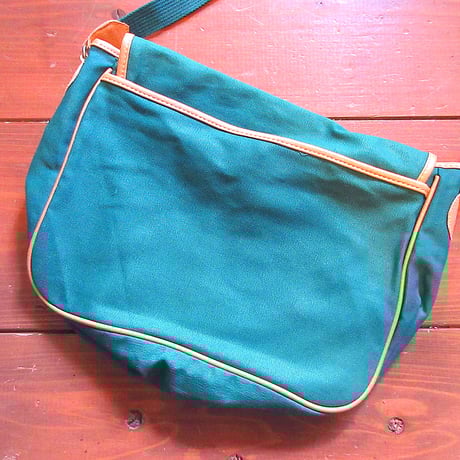 ビンテージ90’s00’s●GREATLANDショルダーバッグ緑●250121k4-bag-shd 1990s2000sキャンバス鞄グレートランド