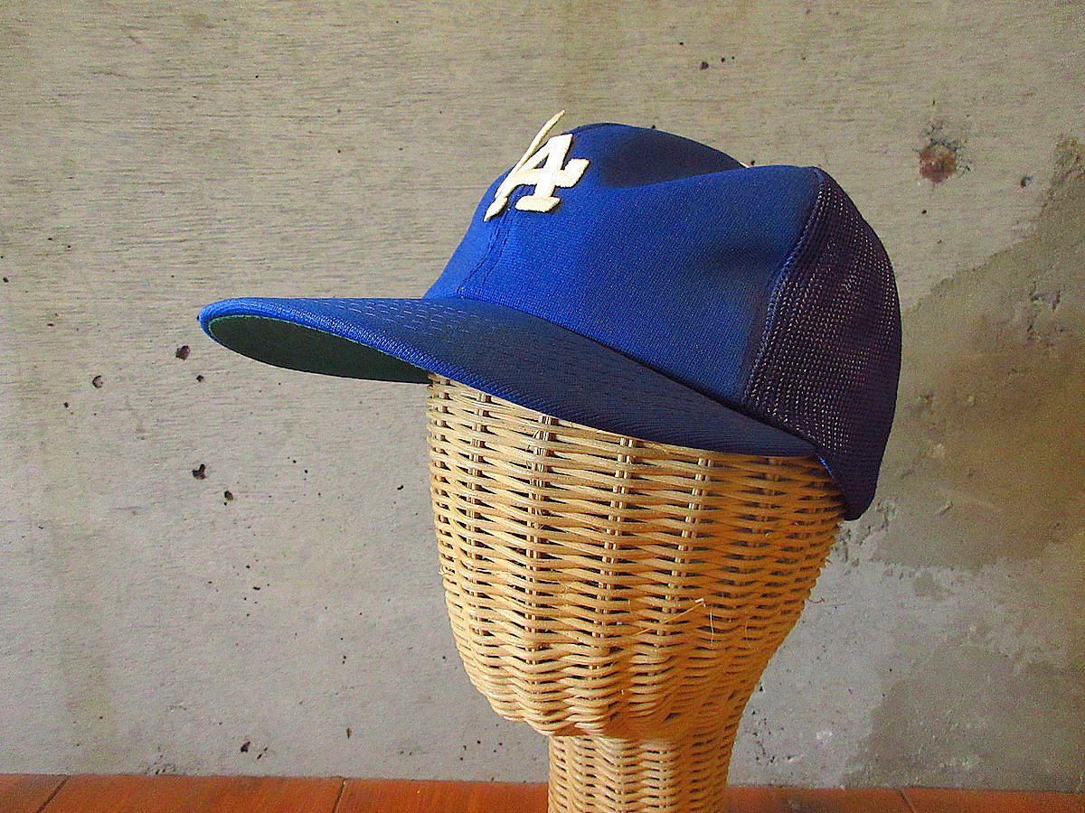 ビンテージ70's80's○LAワッペン付きスナップバックメッシュキャップ青