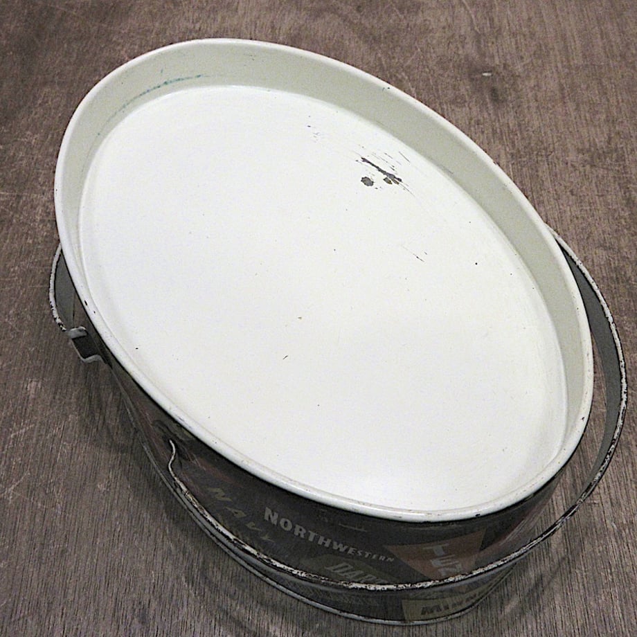 6902f7efee8b3e752f1a044e