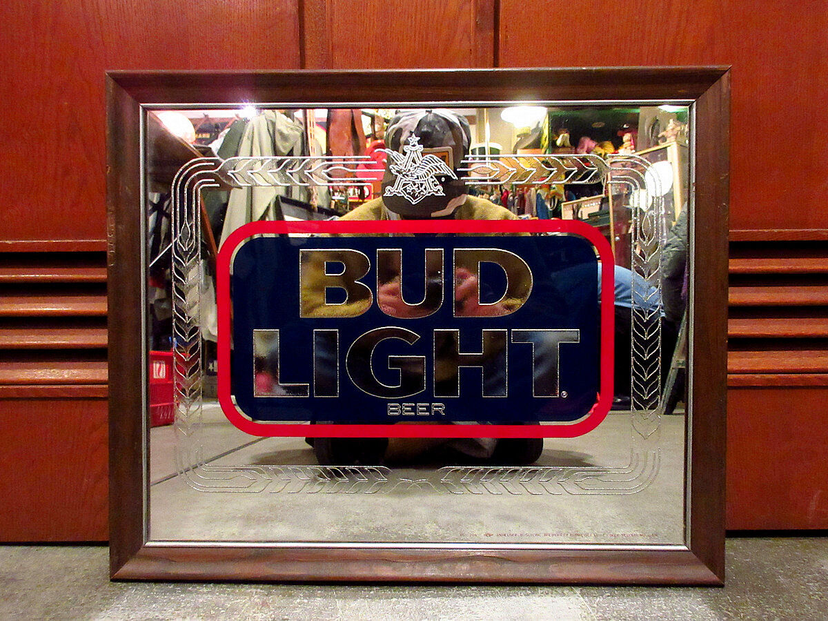 p様　バドライト BudLight 鏡 ミラー ビンテージ 木製フレームI3B1 ビンテージ○BUD LIGHT BEER 壁掛けパブミラー○210312s6-sign バドラ