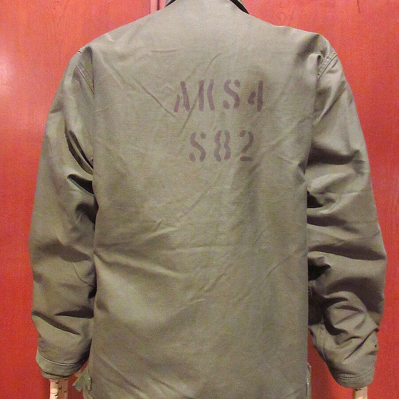 ビンテージ60's○U.S.NAVYステンシル入り初期型A-2デッキジャケット ビンテージ60's○U.S.NAVYステンシル入り初期型A-2デッキジャケット