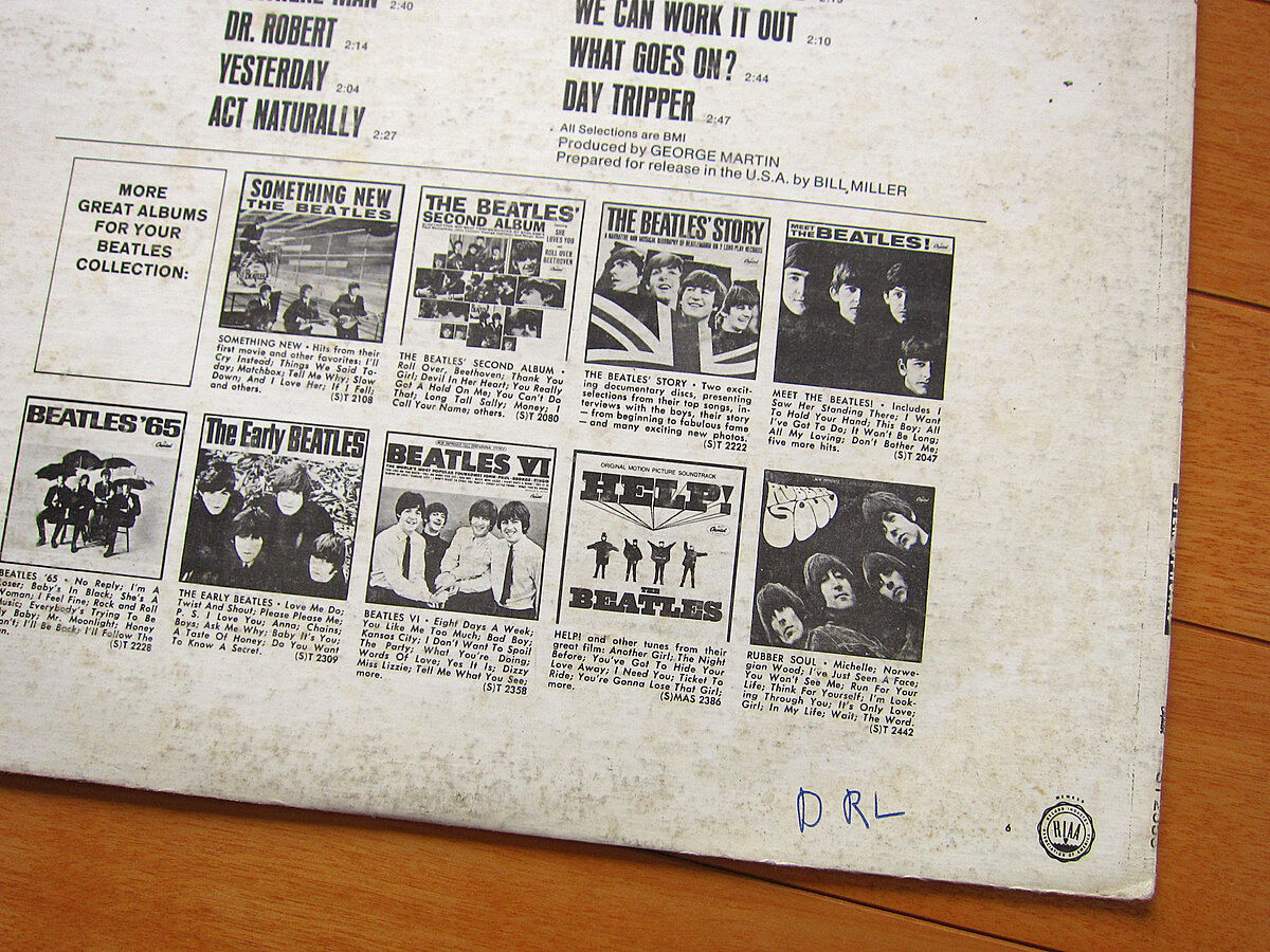 THE BEATLES○Yesterday And Today APPLE ST-2553○2