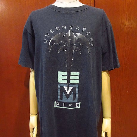 90s queensryche USA製 ワールドツアーTシャツ GIANT 90s queensryche USA製 ワールドツアーTシャツ GIANT