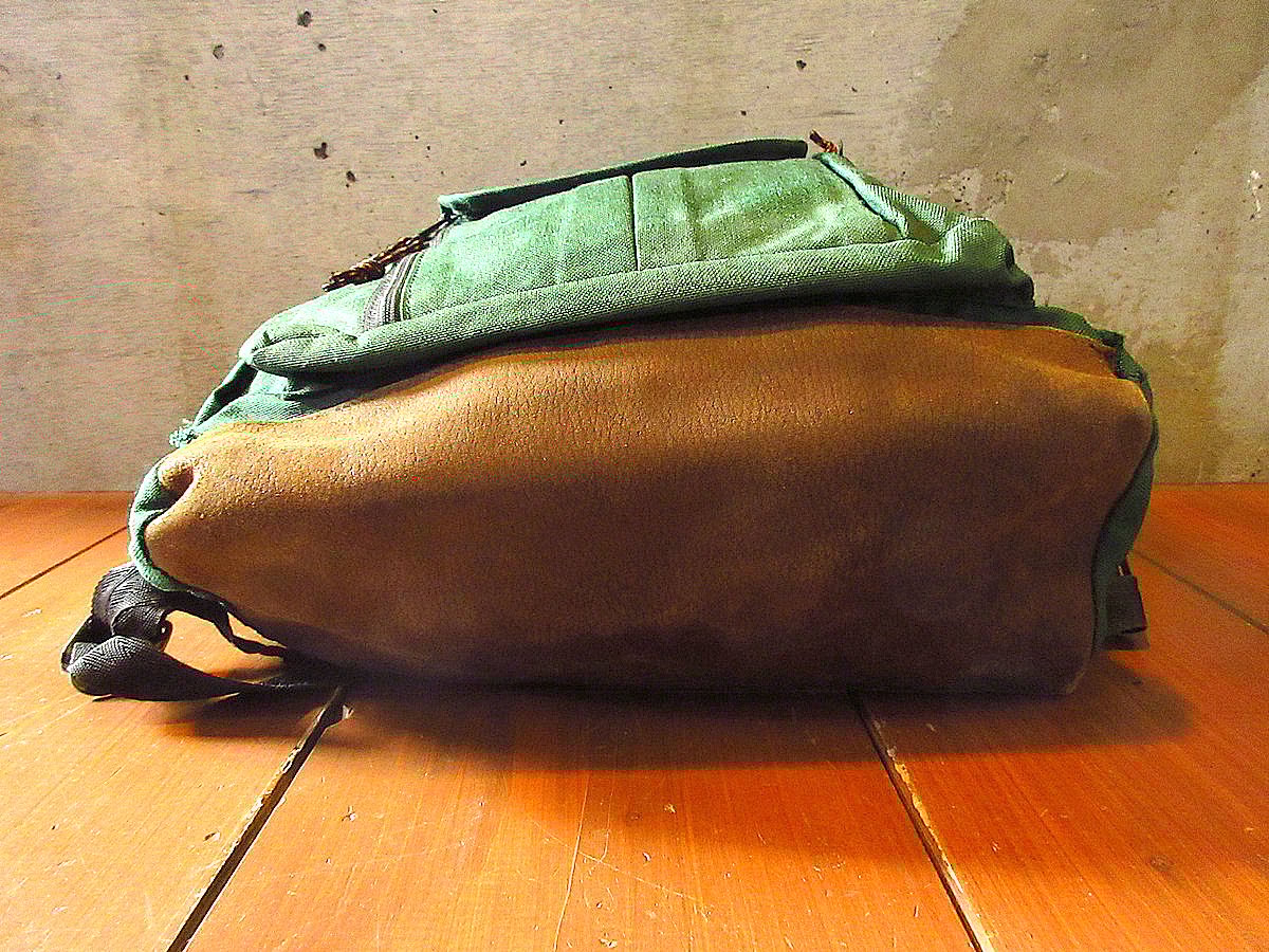 90年代ビンテージ USA製 EASTPAK イーストパック バックパック 緑色 古着 90年代 イーストパック EASTPAK バックパック リュック