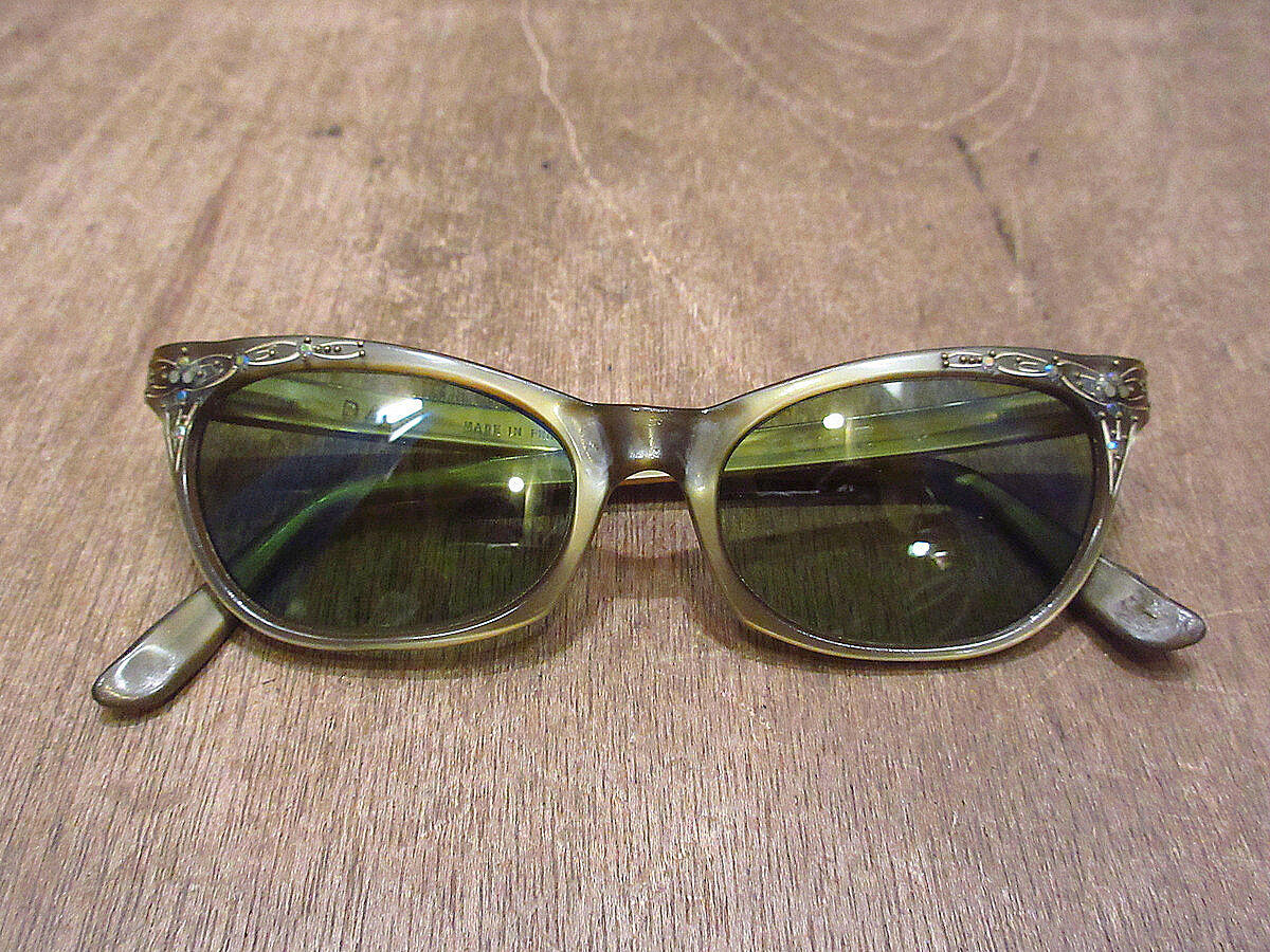 ビンテージ60's○TEGEキャッツアイサングラス○220913i4-eygls ビンテージ60's○TEGEキャッツアイサングラス○220913i4-eygls