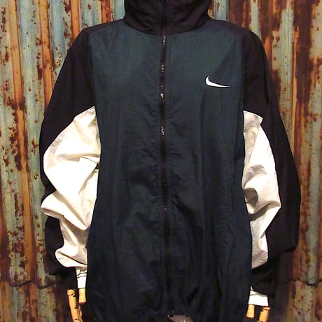 rururu様【新品未使用】NIKE atoms ルーズフィット XL ブラック Nike A-Cold-Wall* x Air Zoom Vomero 5 'Black' AT3152-001