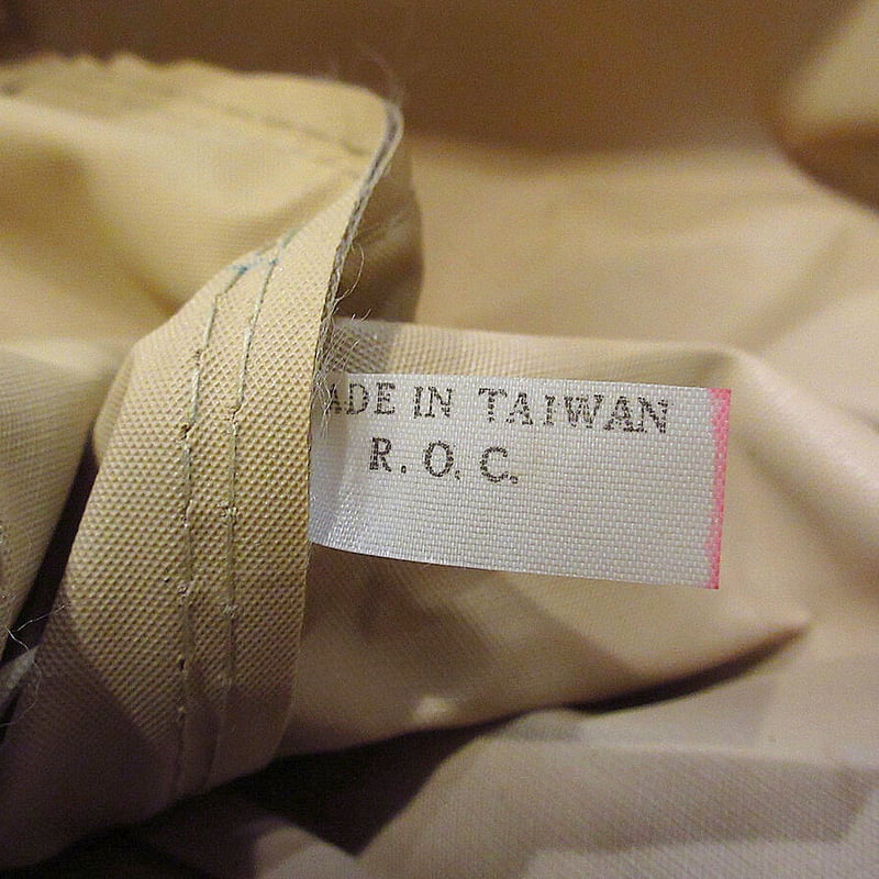 貴重！ボーペイサージュ　2018ル・ボワ　赤　バックヴィンテージ ビンテージ80's○TWAナイロンワンショルダーバッグベージュ