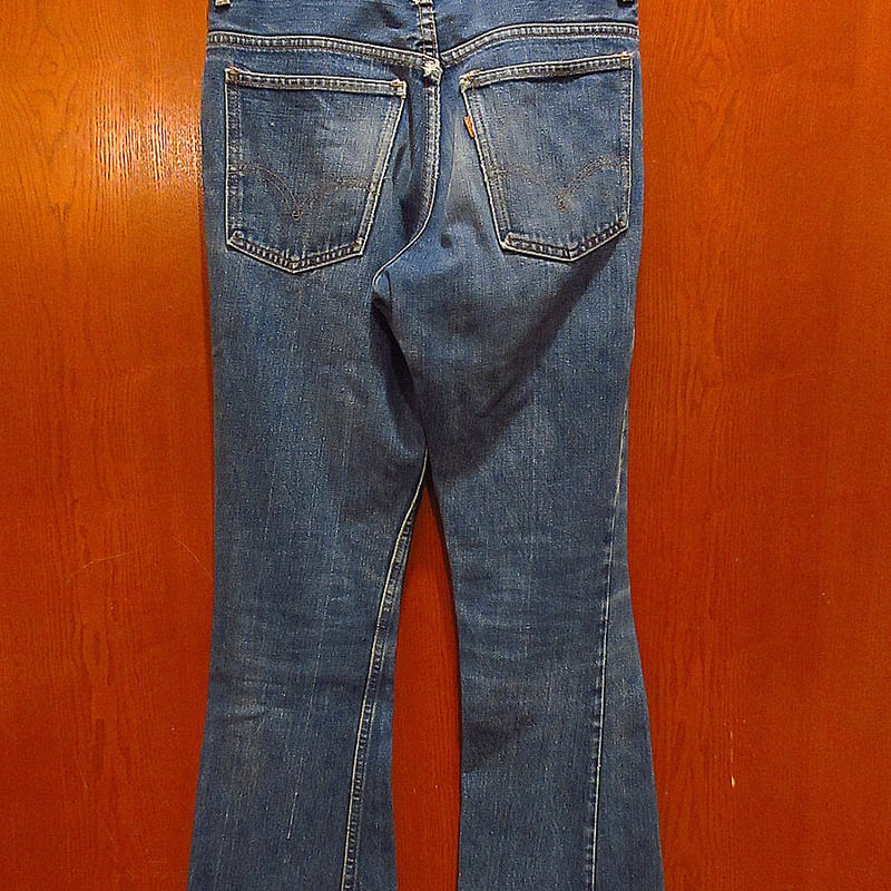 ビンテージスカ-フ写真集資料(7種類102カット77ぺ-ジ+2ペ-ジ) ビンテージスカ-フ写真集資料(7種類102カット77ぺ-ジ+2ペ-ジ