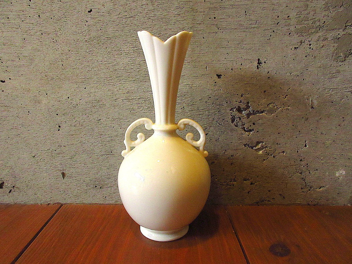 ビンテージ○LENOXセラミック フラワーベース白○240103k1-otclct花瓶