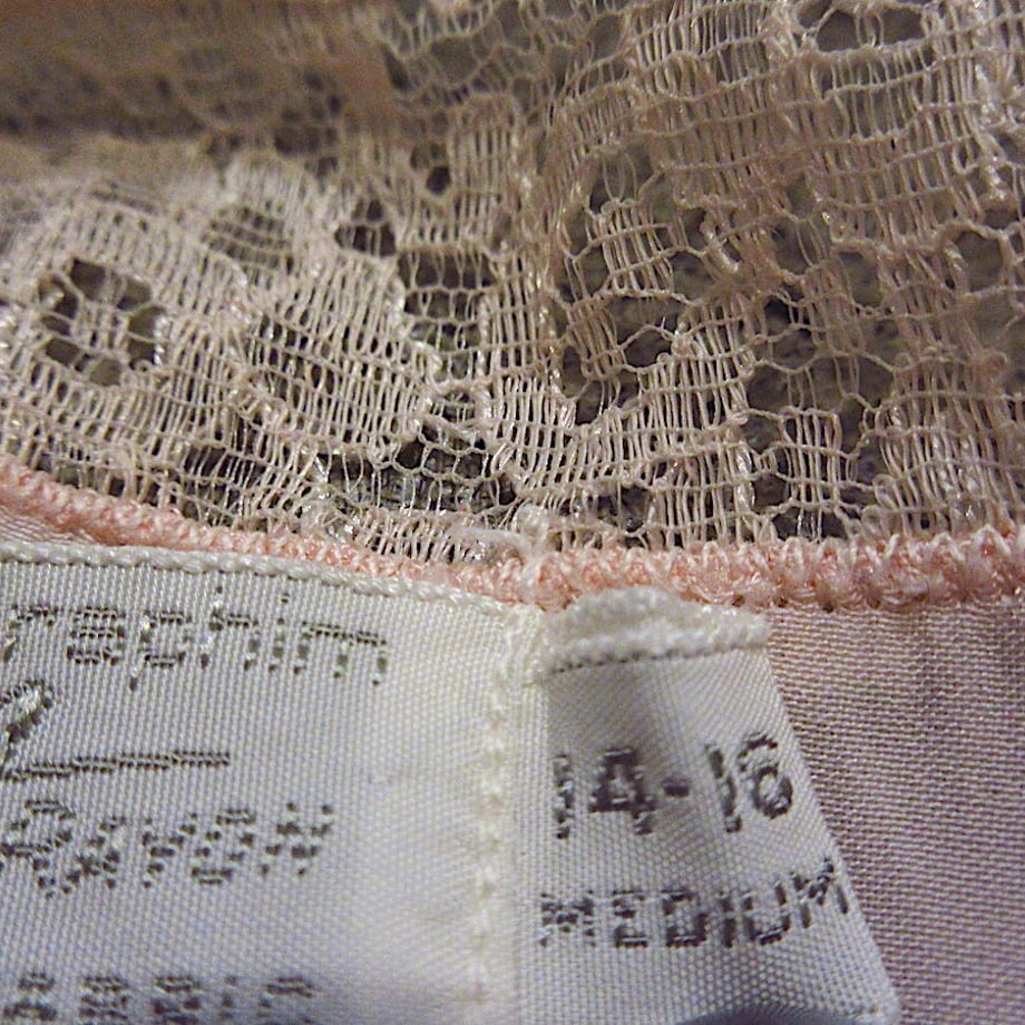 64cb3d9a56efca00303de149