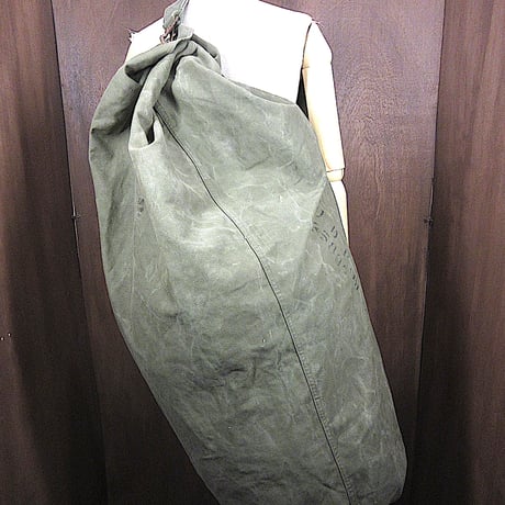 rin、VANランドリーバッグ赤、色褪せあり大きなランドリーused品 rin