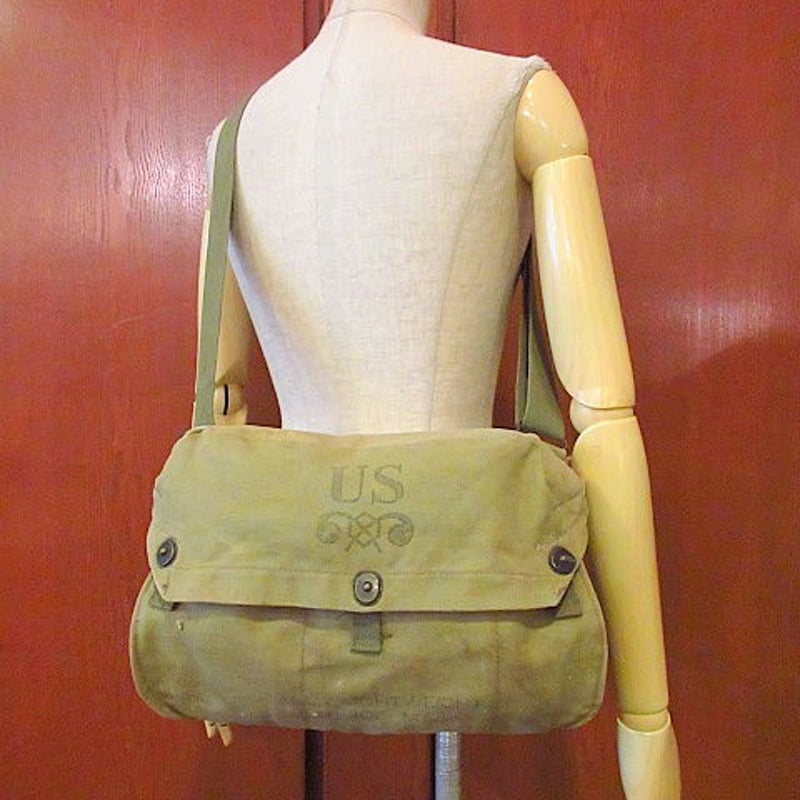 米軍 実物 ライトウエイト ガスマスクバッグ 米軍 実物 ライトウエイトガスマスクバッグ 商品詳細｜サムズ