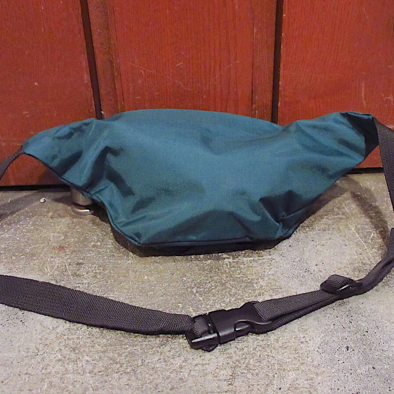 ビンテージ90's○MADE IN U.S.A. JANSPORTナイロンファニーパック○22