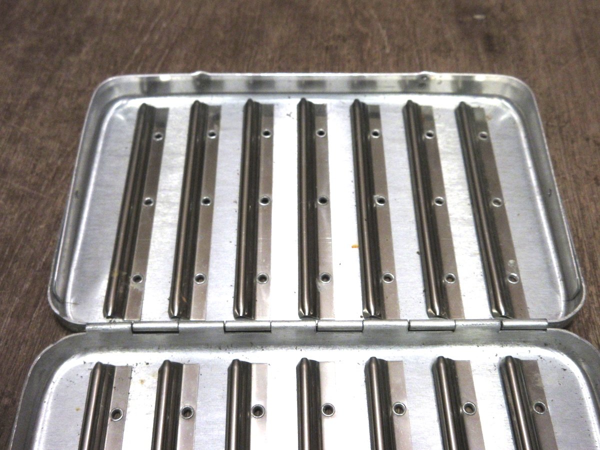 ビンテージ○PERRINEメタルフライボックス○250628j1-otdeqp