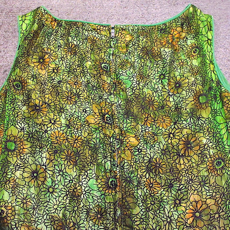 ビンテージ60's70's○DYNASTY花柄シルクノースリーブワンピース ビンテージ60's70's○DYNASTY花柄シルクノースリーブワンピース