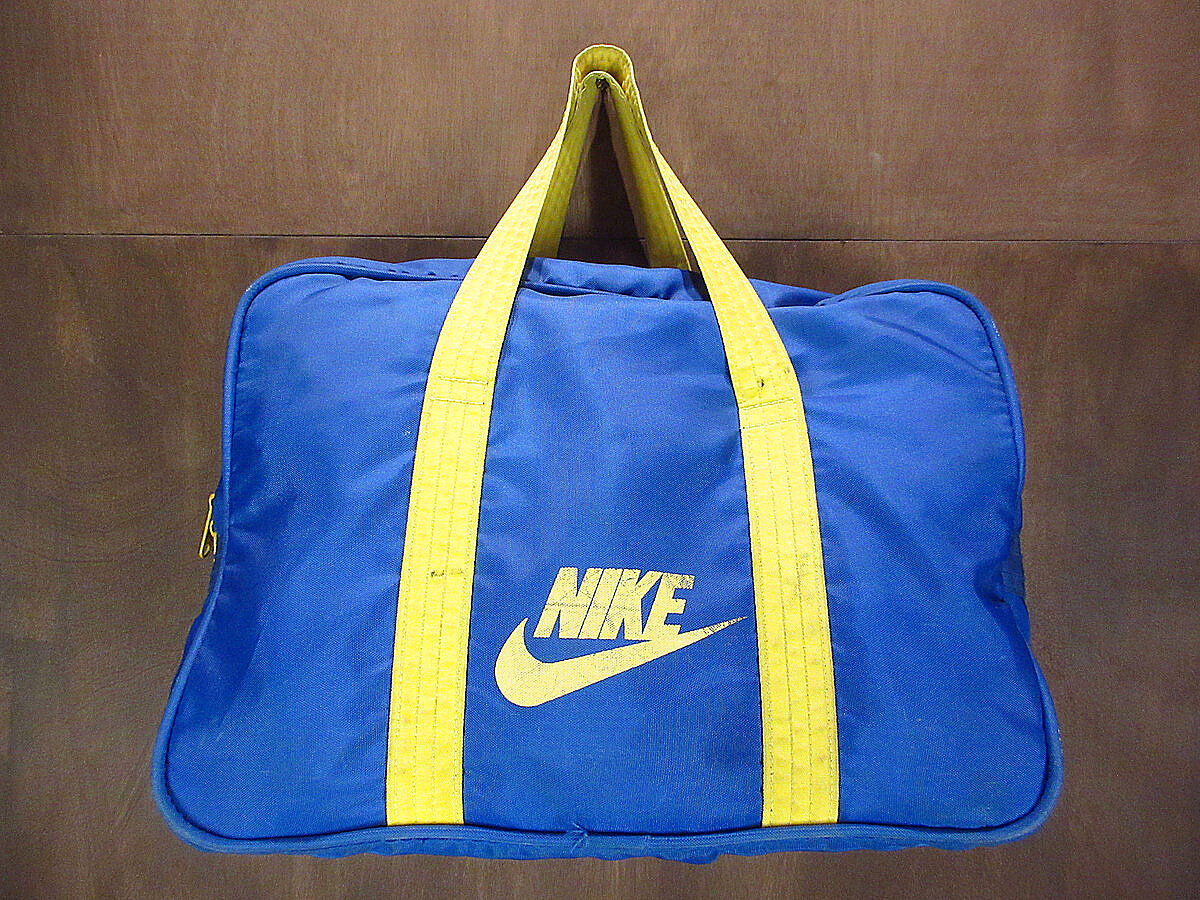 80s vintage NIKE ナイキ ボストンバッグ レトロブルー 買えれ 希少 80s vintage NIKE ナイキ ボストンバッグ レトロブルー 買えれ 希少
