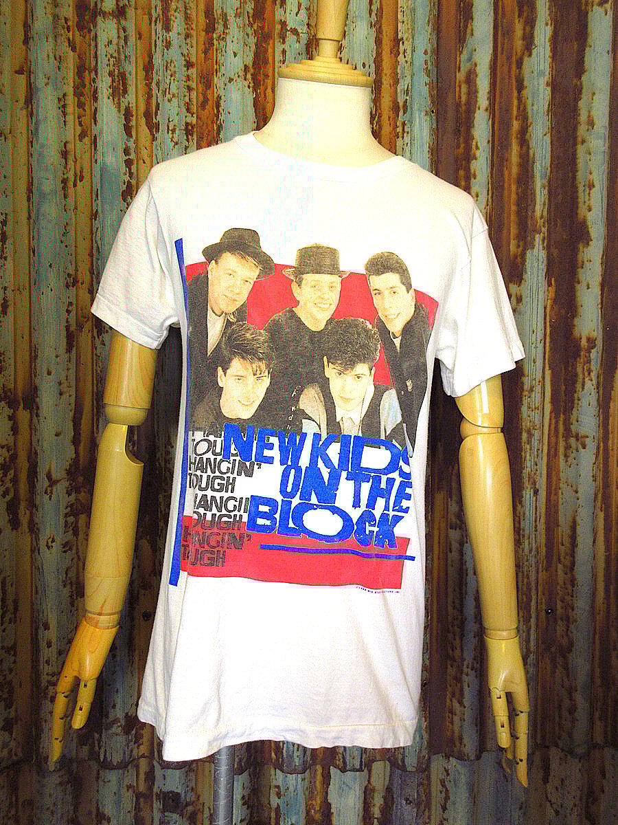 ヴィンテージTシャツ80s~90s炭黒フェードboro NKOTBツアーTシャツ ヴィンテージTシャツ80s~90s炭黒フェードboro NKOTBツアーTシャツ