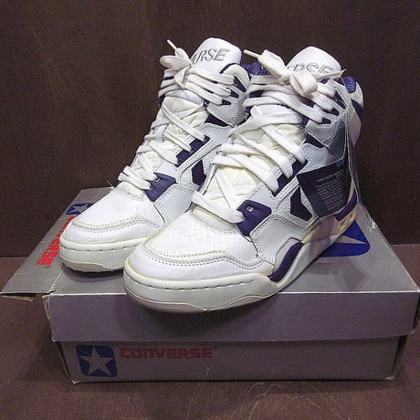 バスケットボールシューズ | STORES