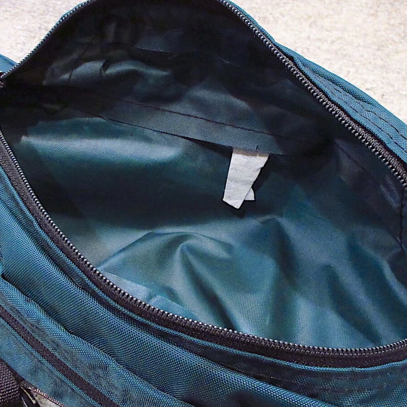 ビンテージ90's○MADE IN U.S.A. JANSPORTナイロンファニーパック○22