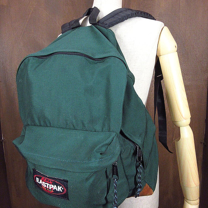 EASTPAK USA カーキ　BACK PACK