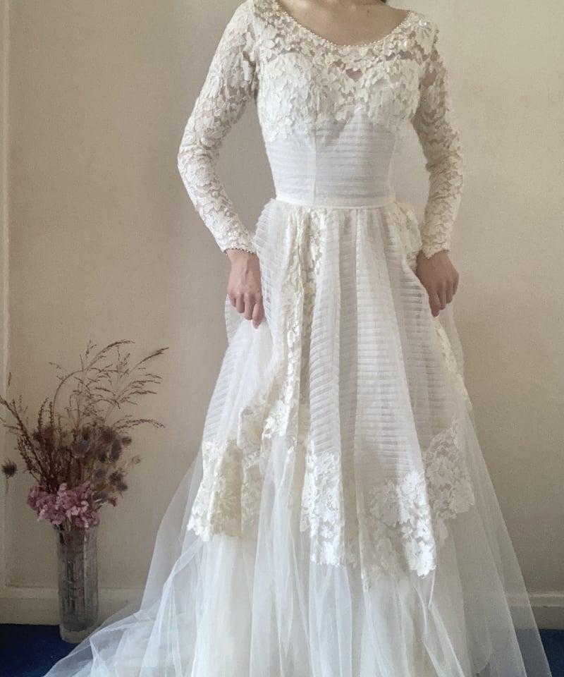 50s Long Train Lace Wedding Dress | Rêverie Vin
