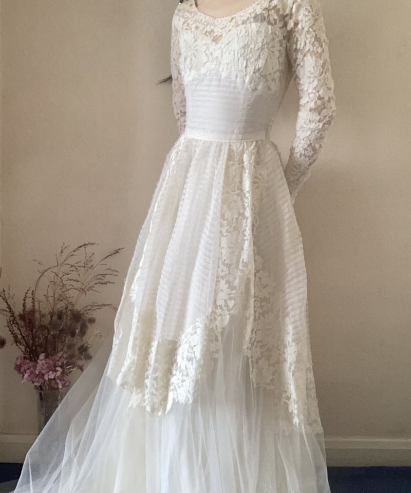 50s Long Train Lace Wedding Dress | Rêverie Vin